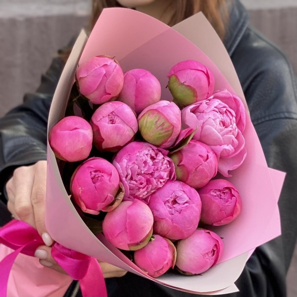 15 розовых пионов Флеминг